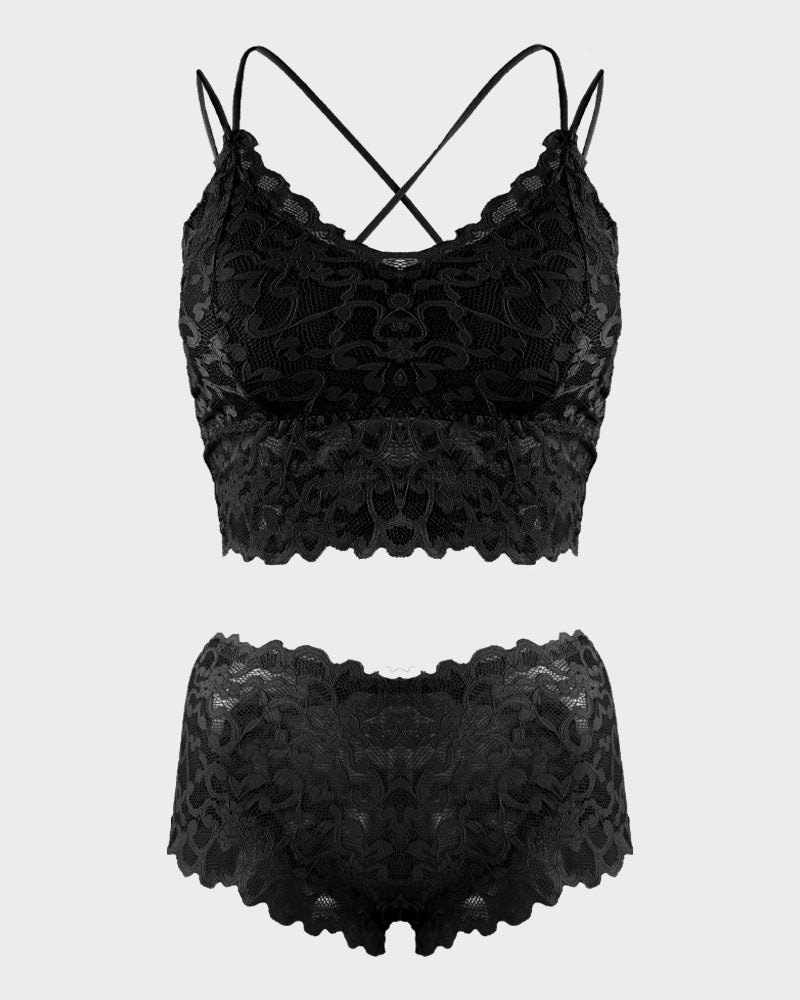 Conjunto Romántico de Bralette y Panty de Encaje